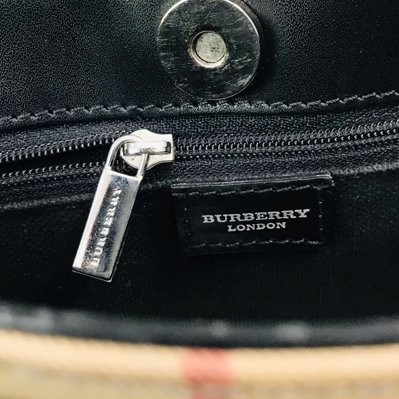 Burberry Nova Check Tote - Picture 10 of 15